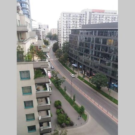 W samym Centrum na Grzybowskiej Warszawa Zewnętrze zdjęcie